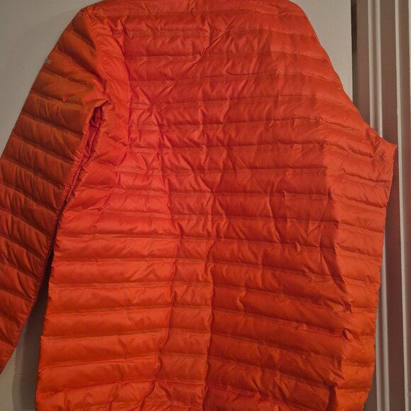 Coat - Picture 5 of 5